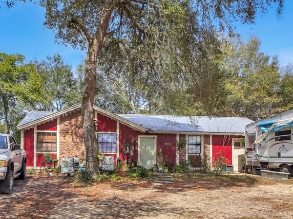 6009 Syrcle Avenue, Milton, FL 32570