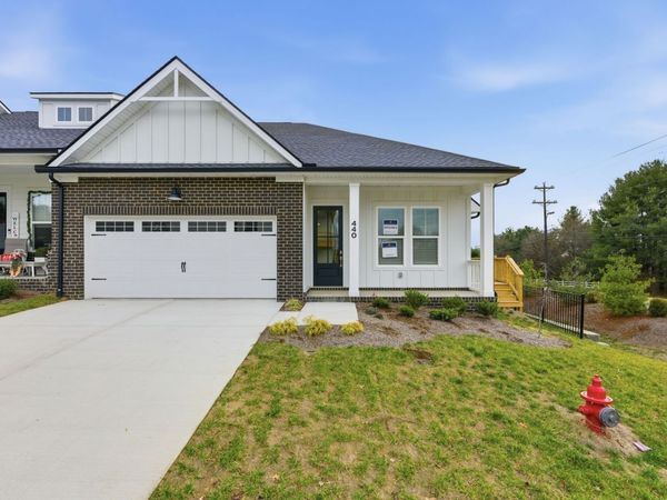 440 Buckwood Avenue W, Thompsons Station, TN 37179