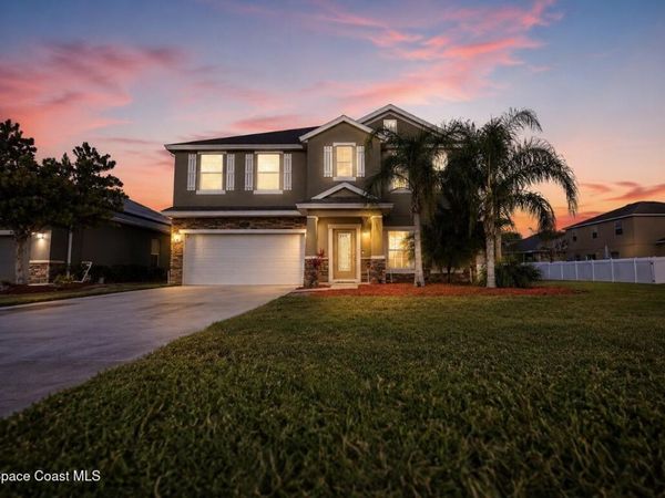 2347 Snapdragon Drive NW, Palm Bay, FL 32907
