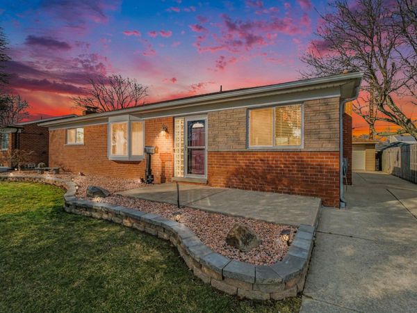 31141 Morgan Drive, Warren, MI 48088