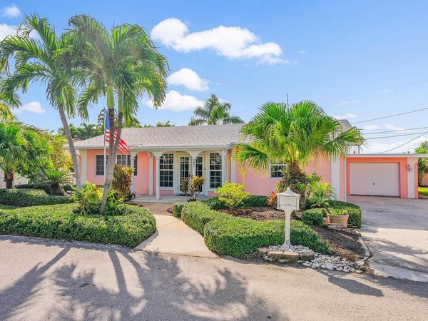 381 Zenith Lane, Juno Beach, FL 33408