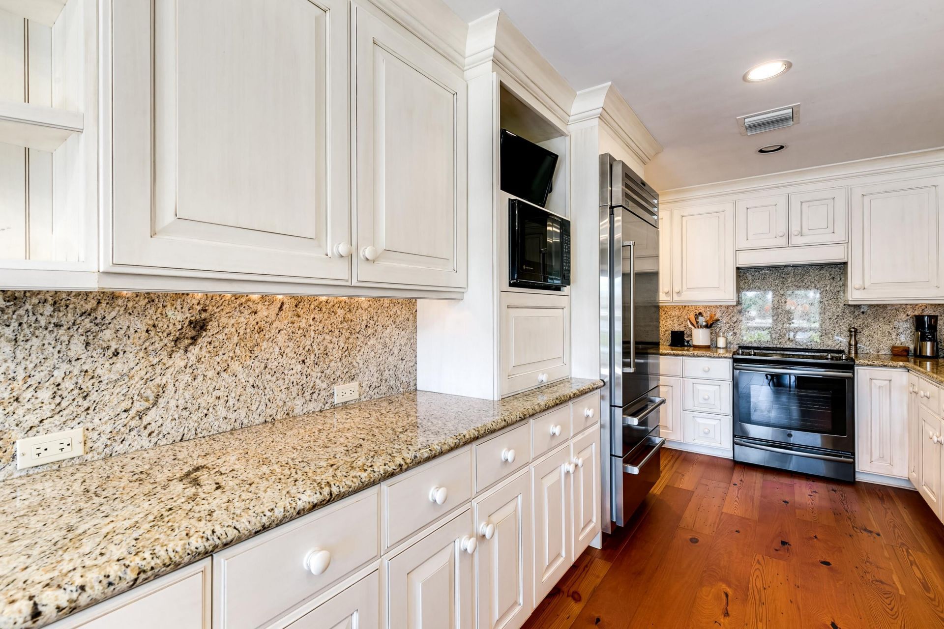 1833 SE 7th Street, Fort Lauderdale, FL 33316 Photo