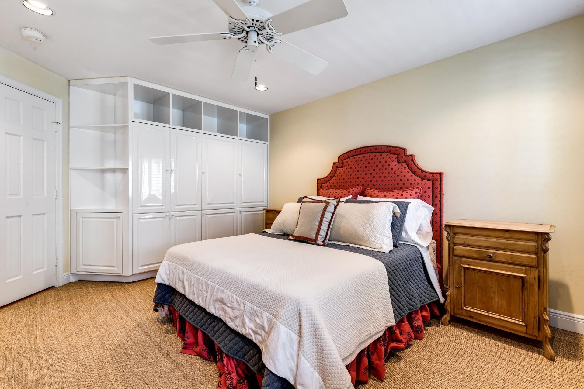 1833 SE 7th Street, Fort Lauderdale, FL 33316 Photo