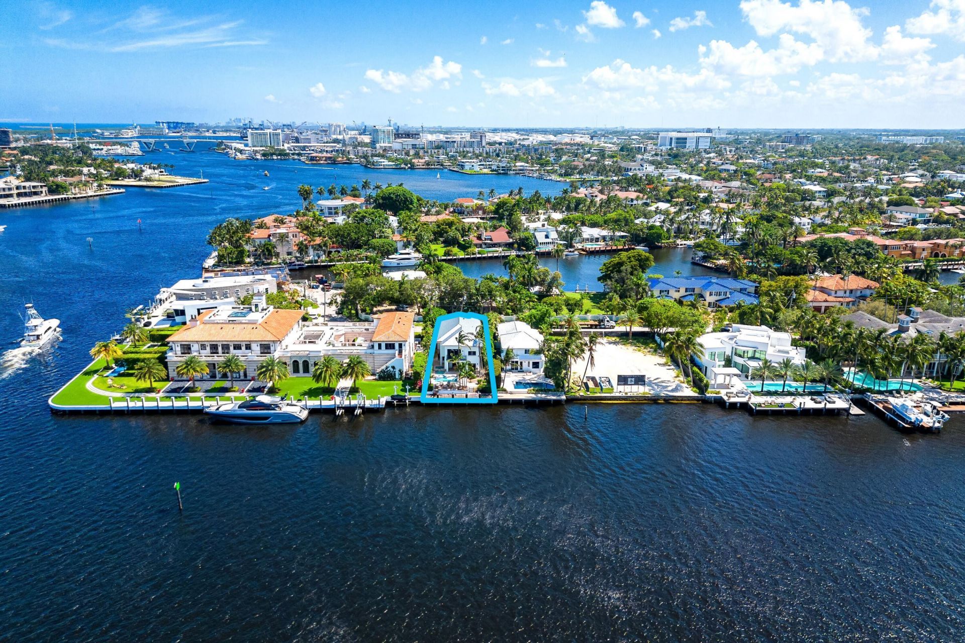 1833 SE 7th Street, Fort Lauderdale, FL 33316 Photo