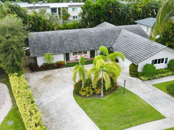 1568 Point Way, North Palm Beach, FL 33408