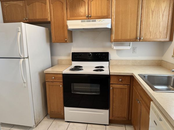 2721 N Pine Island Road, Unit 301, Sunrise, FL 33322