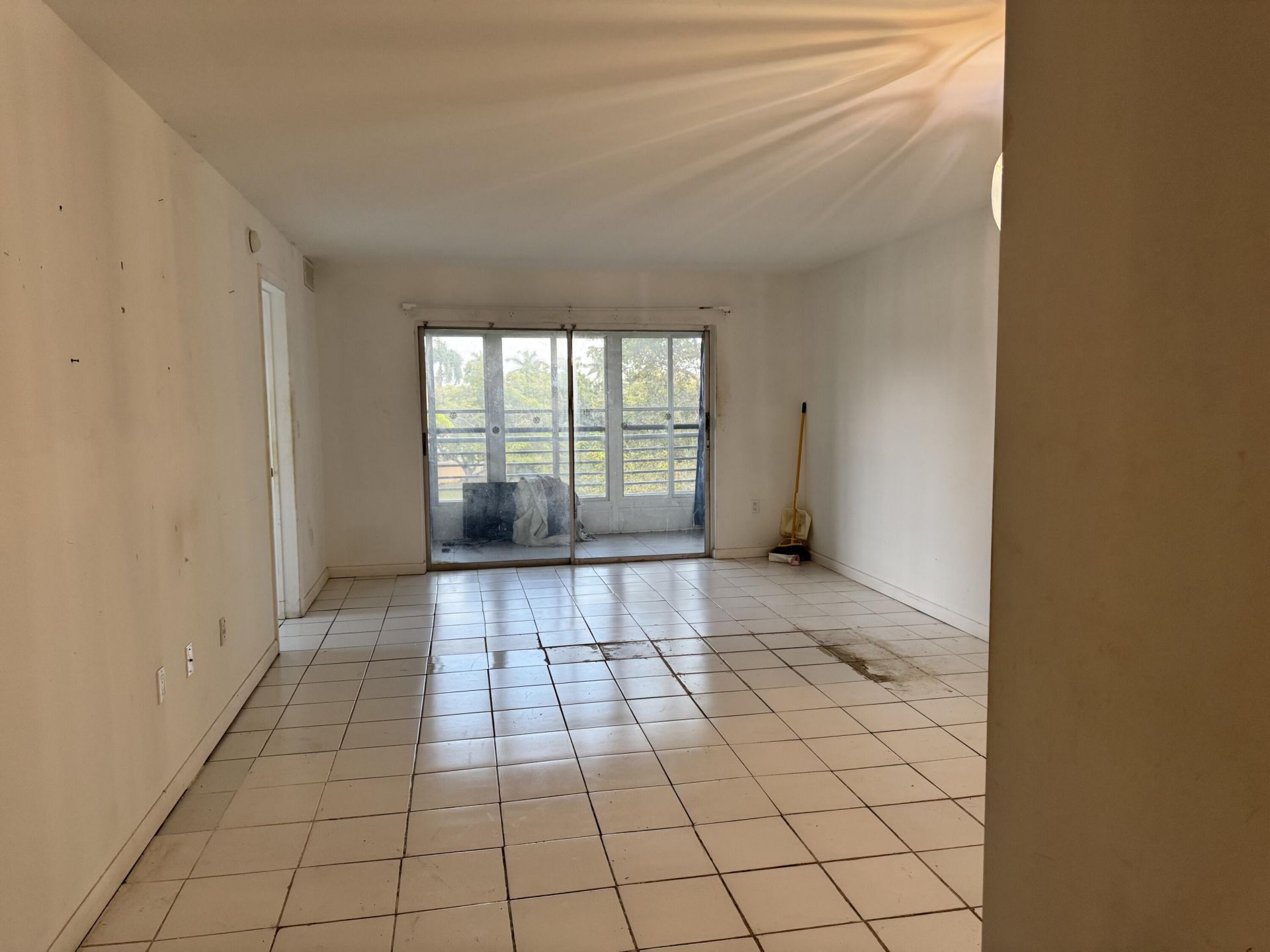 2721 N Pine Island Road, Unit 301, Sunrise, FL 33322 Photo