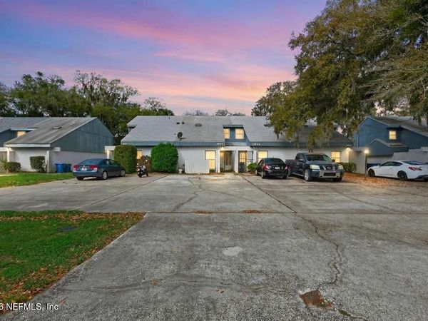 2866 WONDERWOOD Lane, Jacksonville, FL 32233