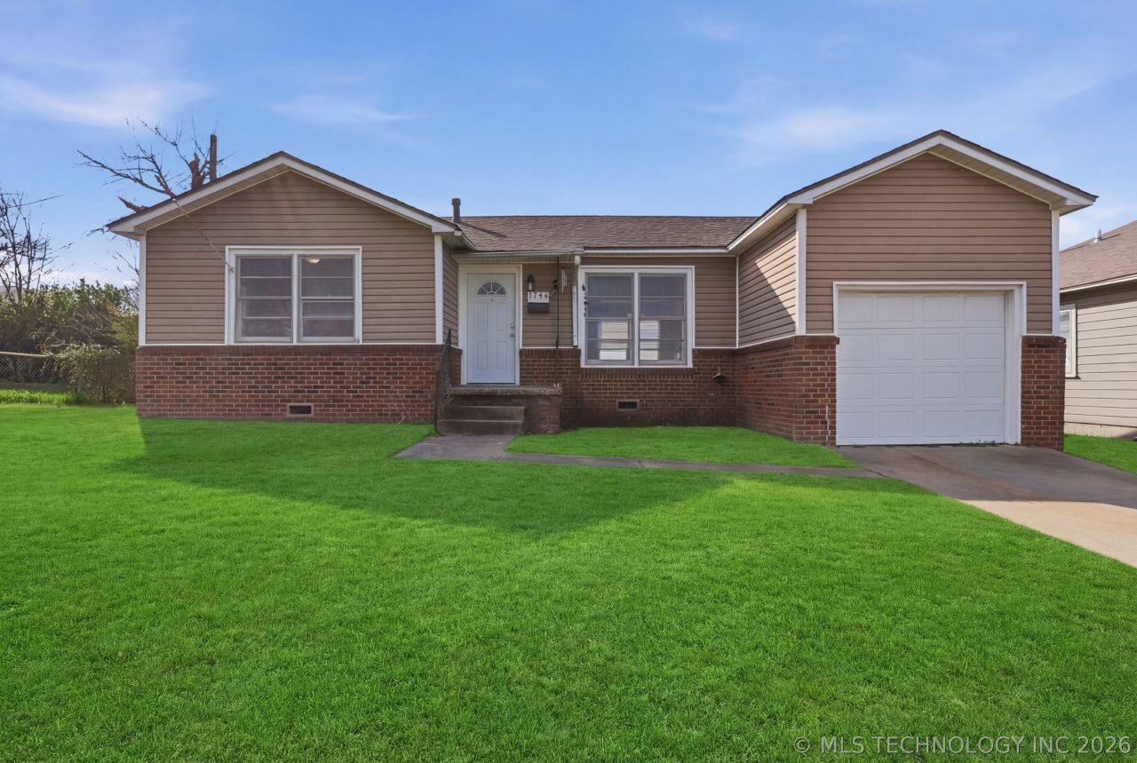 1744 S Lakewood Avenue, Tulsa, OK 74112 Main Photo