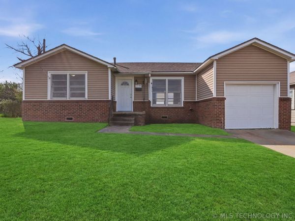 1744 S Lakewood Avenue, Tulsa, OK 74112