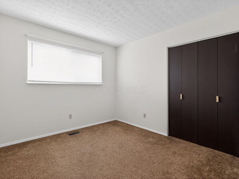 689 Liberty Lane , Westerville, OH 43081 Photo 17