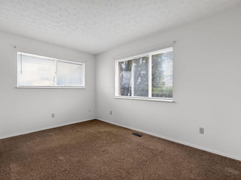 689 Liberty Lane , Westerville, OH 43081 Photo 3