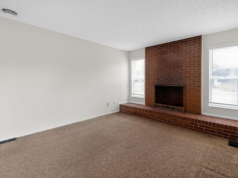 689 Liberty Lane , Westerville, OH 43081 Photo 4