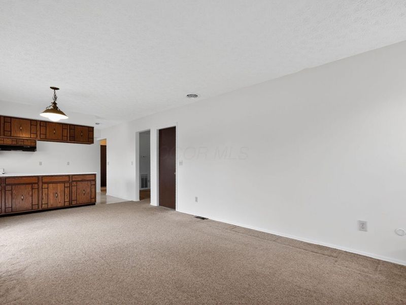 689 Liberty Lane , Westerville, OH 43081 Photo 5