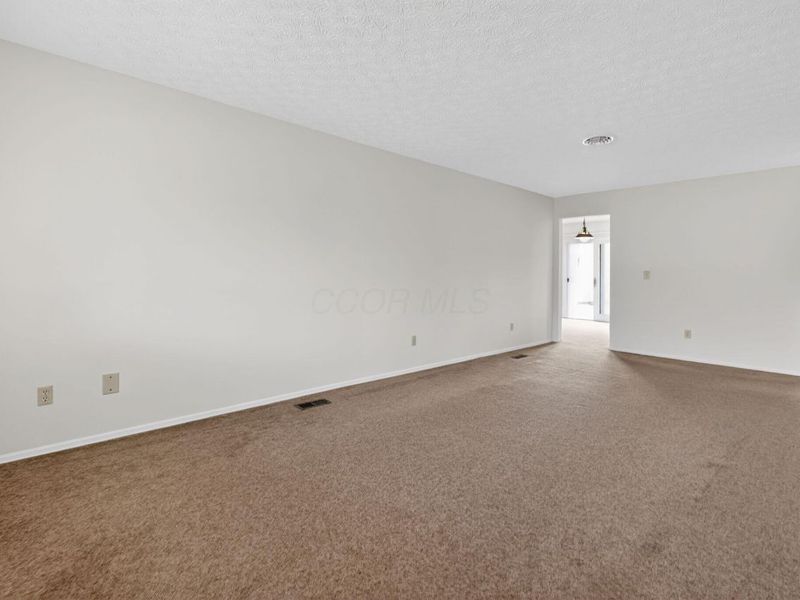 689 Liberty Lane , Westerville, OH 43081 Photo 6