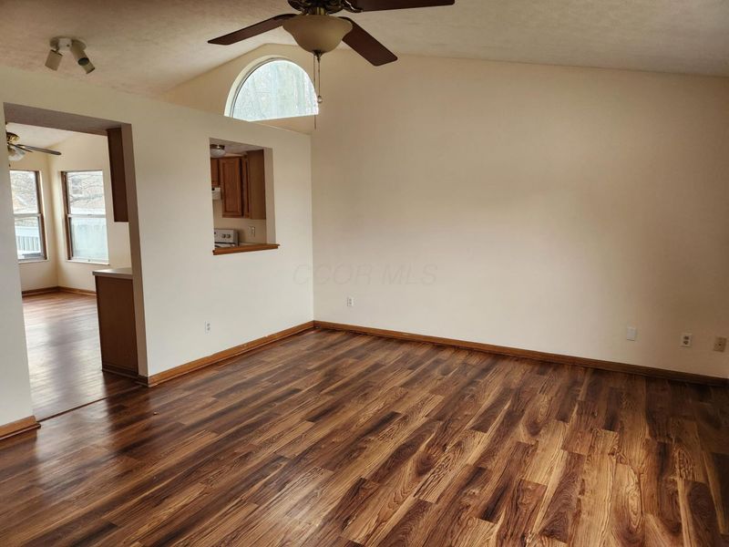 6357 Chelsea Glen Drive, Canal Winchester, OH 43110 Photo 3