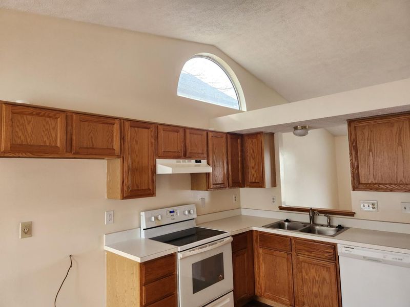 6357 Chelsea Glen Drive, Canal Winchester, OH 43110 Photo 5