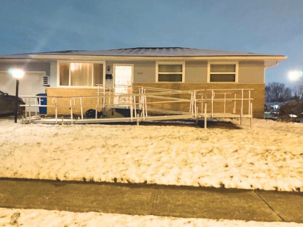 1353 Roberts Place , Columbus, OH 43207