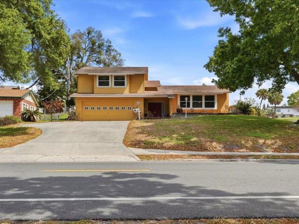 1202 LAKE ARIANA BOULEVARD , AUBURNDALE, FL 33823