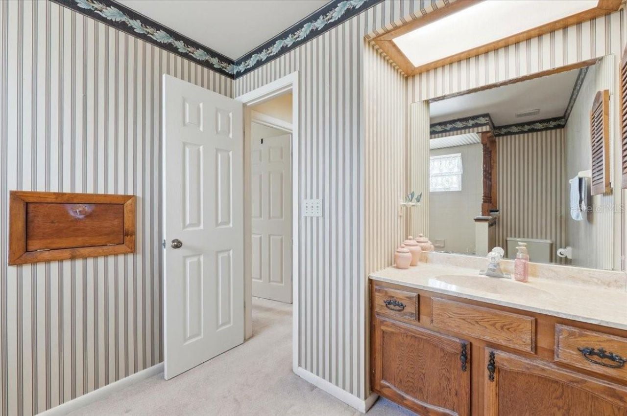 1202 Lake Ariana Boulevard, Auburndale, FL 33823 Photo