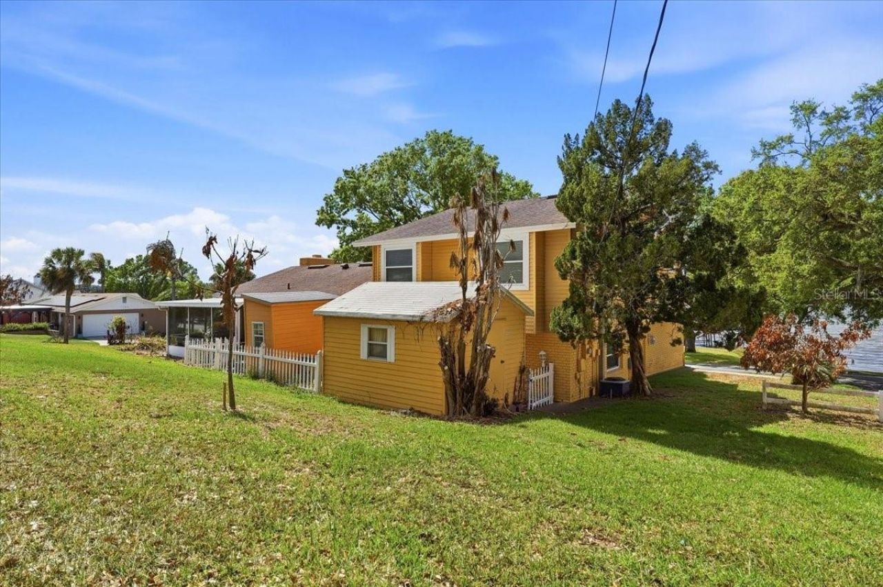 1202 Lake Ariana Boulevard, Auburndale, FL 33823 Photo