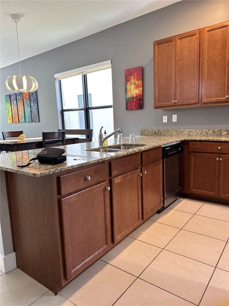 3278 W 97th Ter, Hialeah, FL 33018 Photo