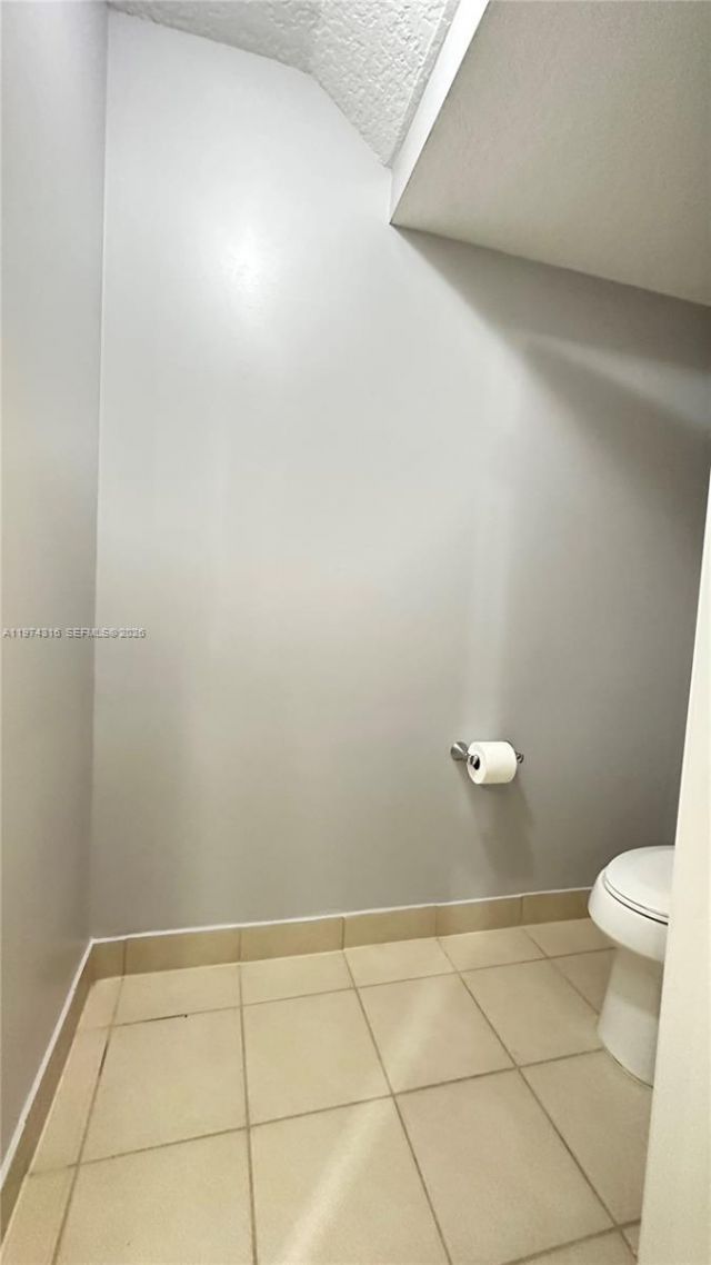 3278 W 97th Ter, Hialeah, FL 33018 Photo