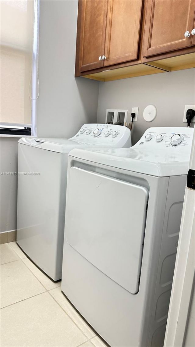 3278 W 97th Ter, Hialeah, FL 33018 Photo