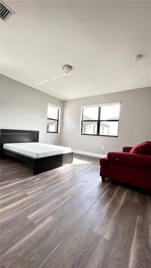 3278 W 97th Ter, Hialeah, FL 33018 Photo