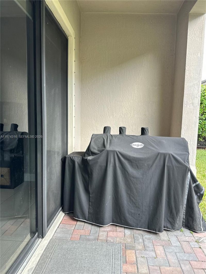 3278 W 97th Ter, Hialeah, FL 33018 Photo