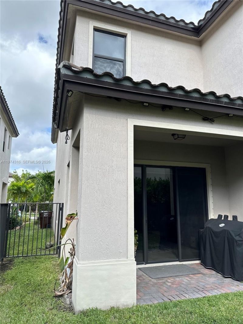 3278 W 97th Ter, Hialeah, FL 33018 Photo