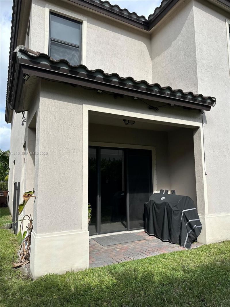 3278 W 97th Ter, Hialeah, FL 33018 Photo