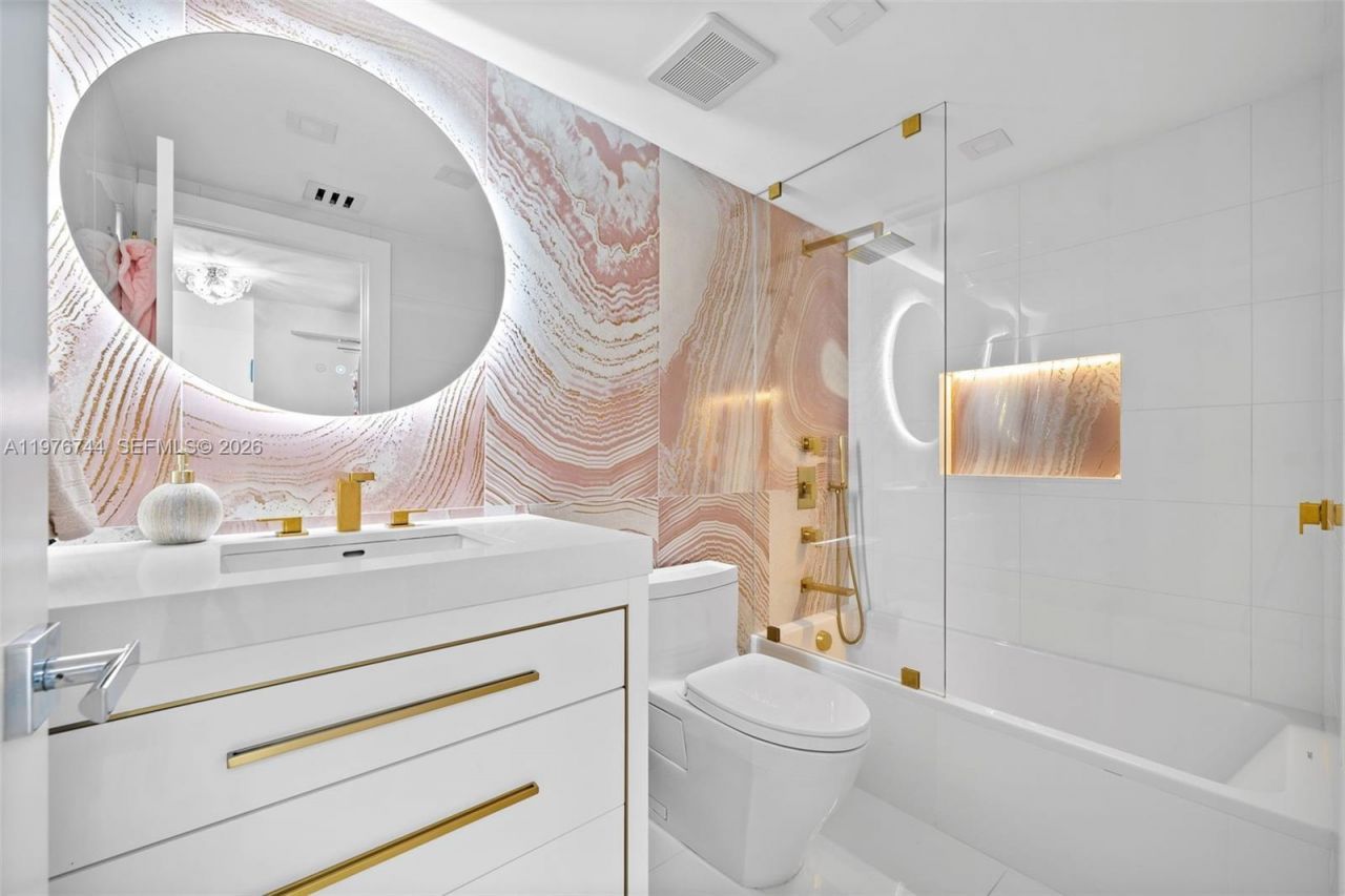 9455 Collins Ave, Unit 703, Surfside, FL 33154 Photo