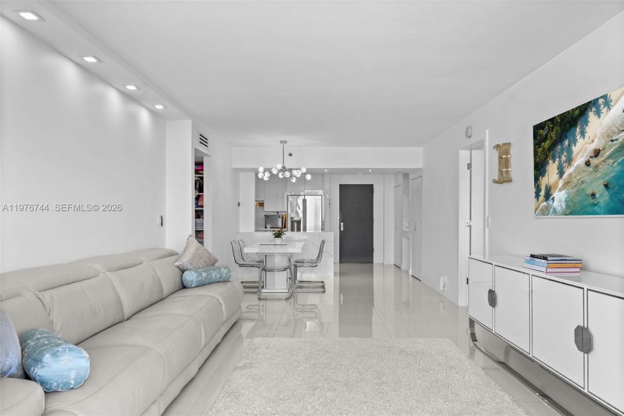 9455 Collins Ave, Unit 703, Surfside, FL 33154 Photo