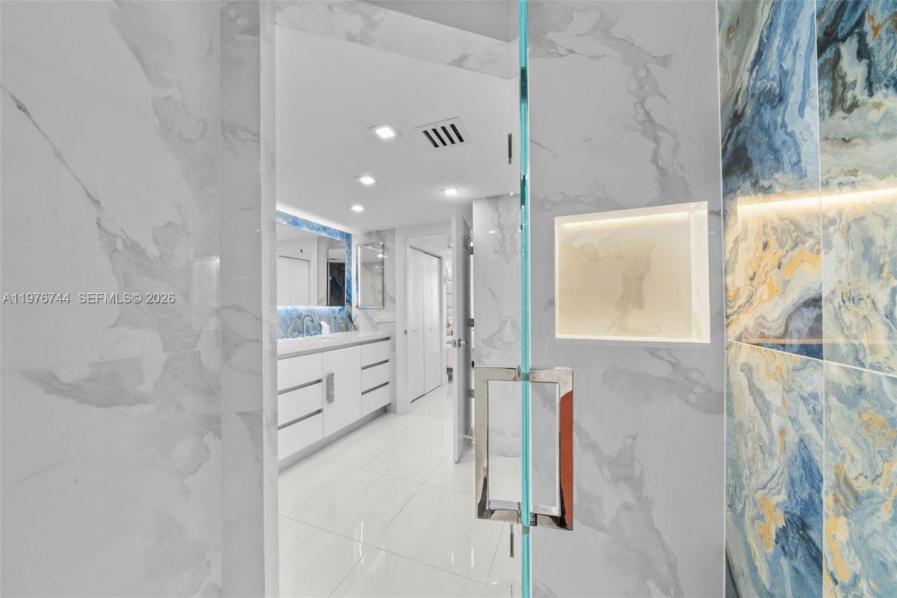 9455 Collins Ave, Unit 703, Surfside, FL 33154 Photo