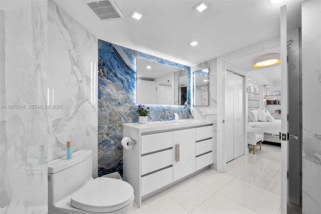 9455 Collins Ave, Unit 703, Surfside, FL 33154 Photo