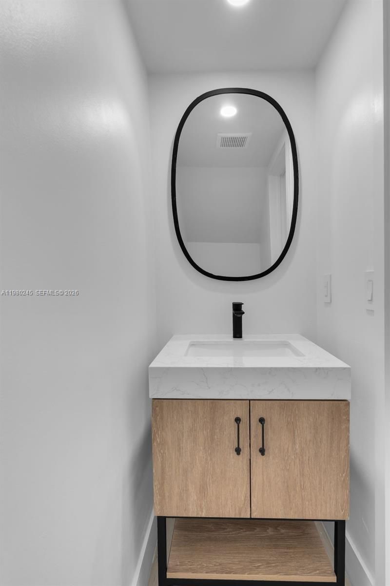 5750 Turin St , Unit 206, Coral Gables, FL 33146 Photo