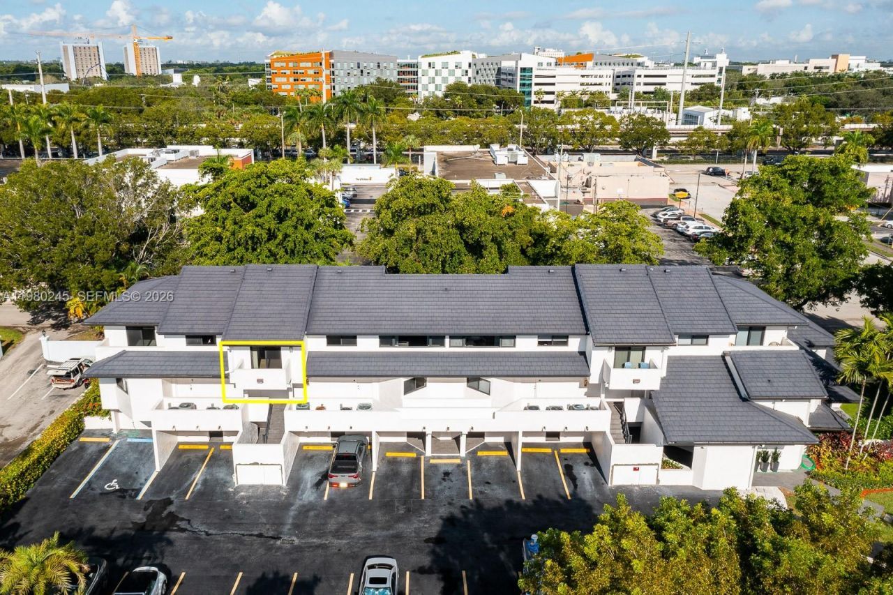 5750 Turin St , Unit 206, Coral Gables, FL 33146 Photo