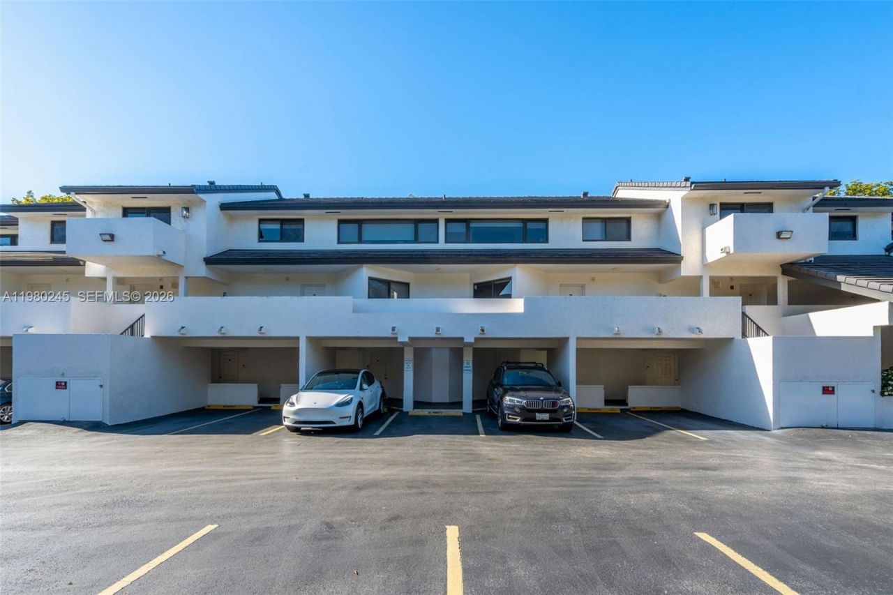 5750 Turin St , Unit 206, Coral Gables, FL 33146 Photo