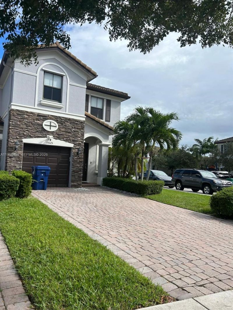11625 NW 87th Ln, Unit 11625, Doral, FL 33178 Photo