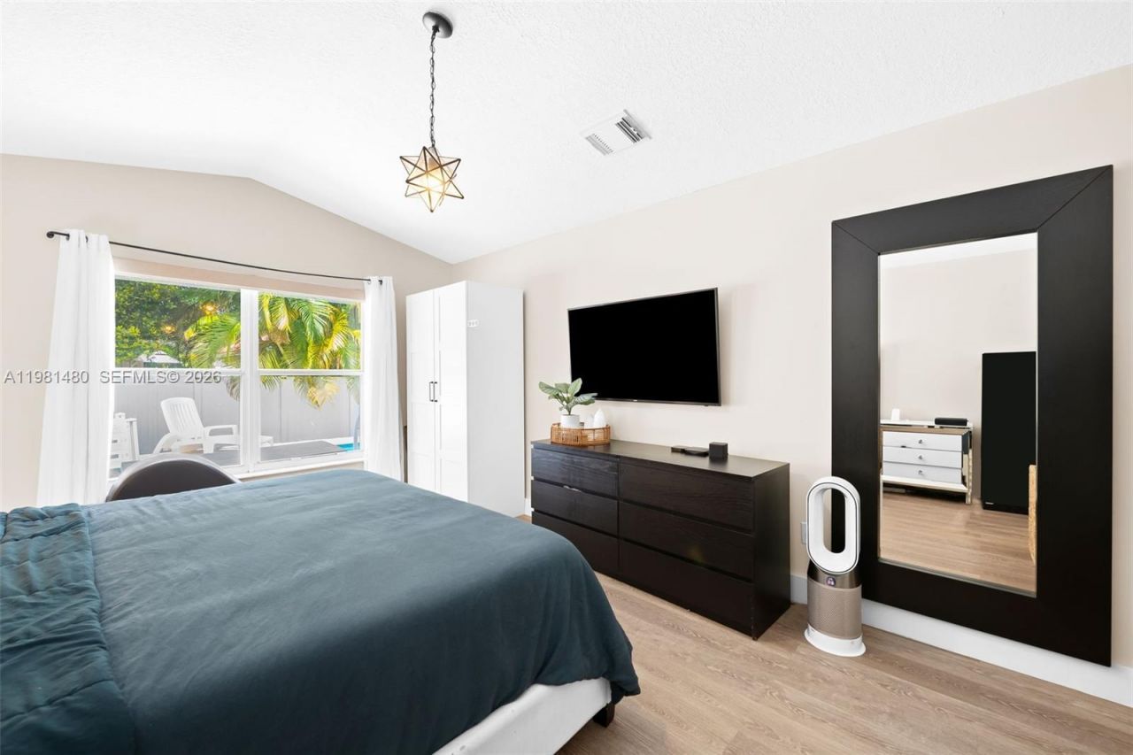 334 SW 194th Ave, Pembroke Pines, FL 33029 Photo