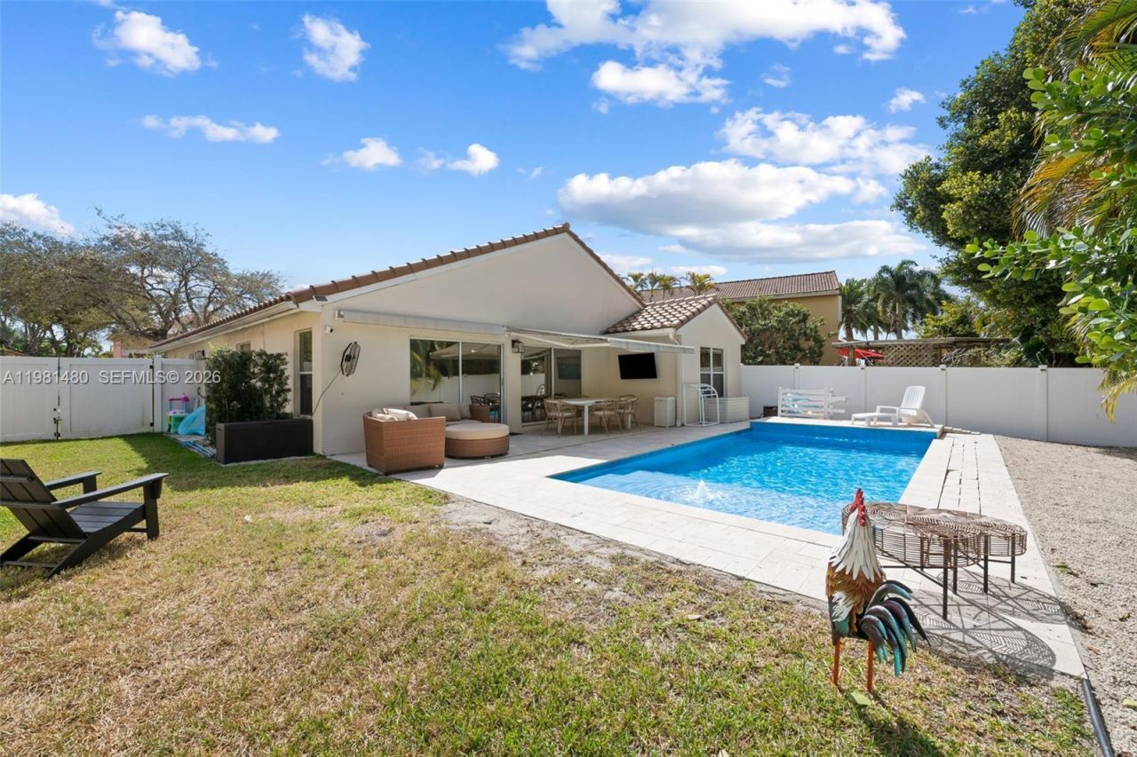 334 SW 194th Ave , Pembroke Pines, FL 33029 Photo