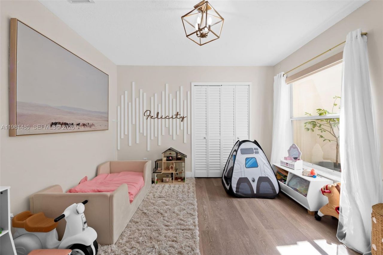 334 SW 194th Ave , Pembroke Pines, FL 33029 Photo