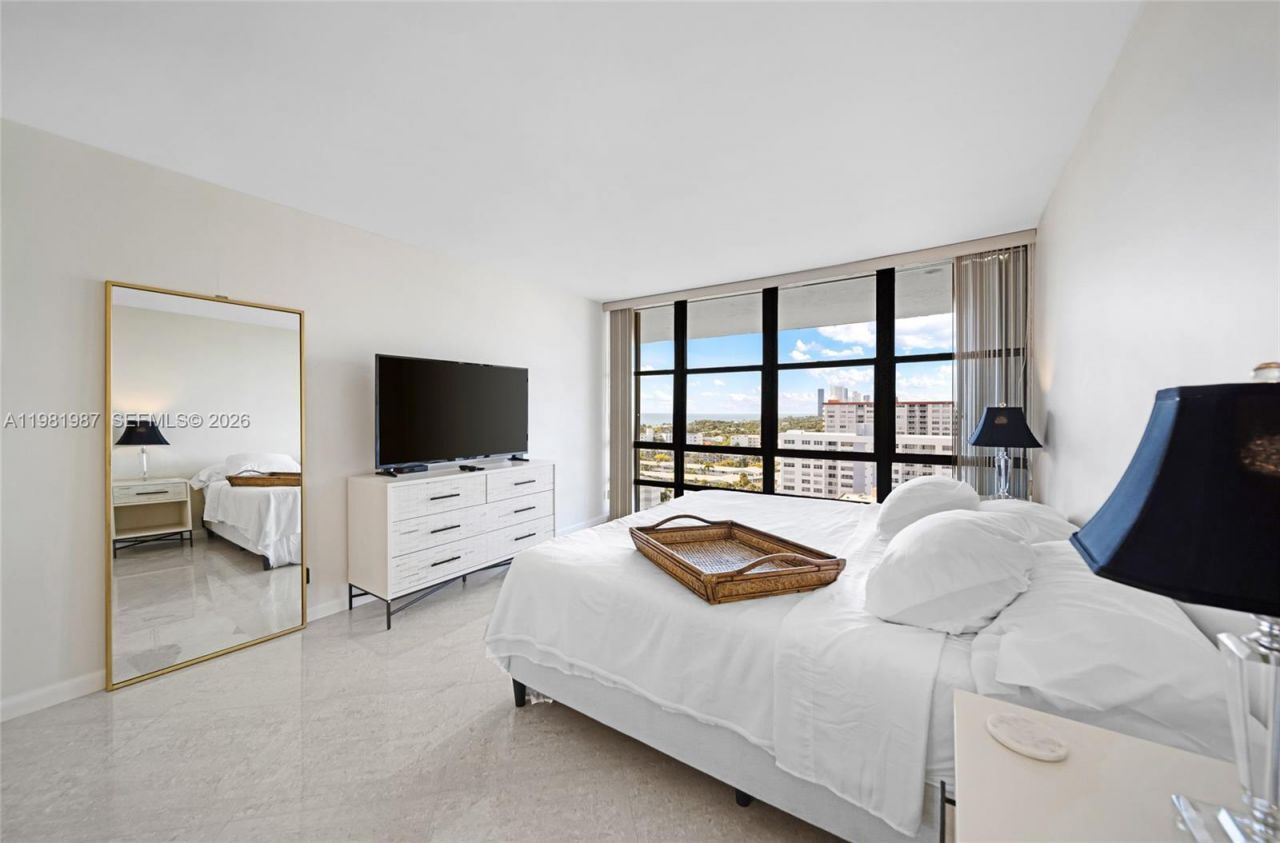 2017 S Ocean Dr , Unit 1502, Hallandale Beach, FL 33009 Photo