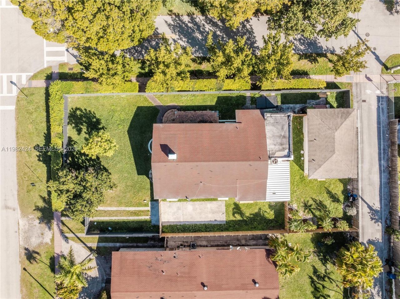 1255 Lenox Ave , Miami Beach, FL 33139 Photo