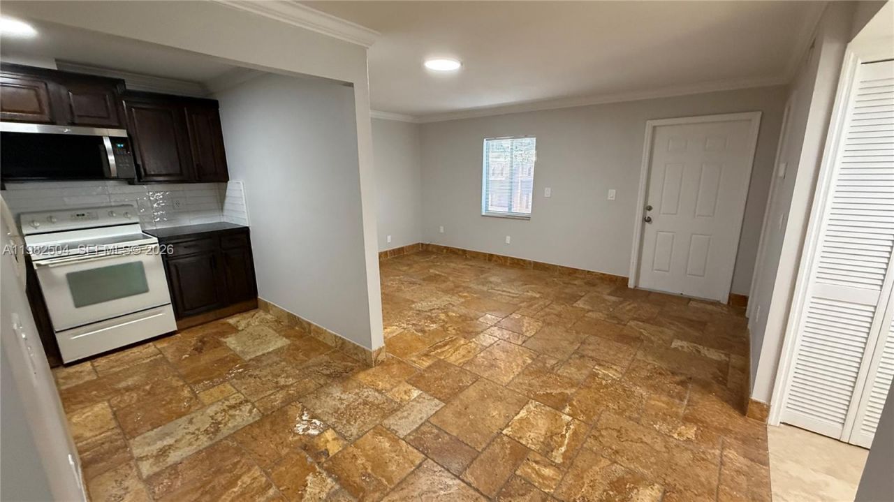 1814 Thomas St, Unit East Rear, Hollywood, FL 33020 Photo