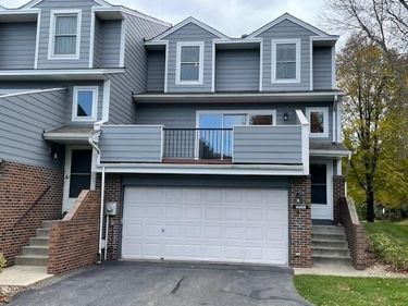 14289 Estates Avenue , Apple Valley, MN 55124