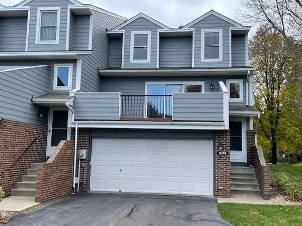 14289 Estates Avenue , Apple Valley, MN 55124