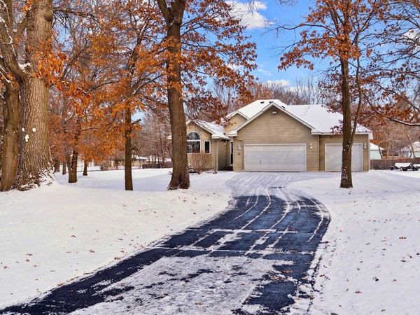 39 154th Avenue NE, Ham Lake, MN 55304