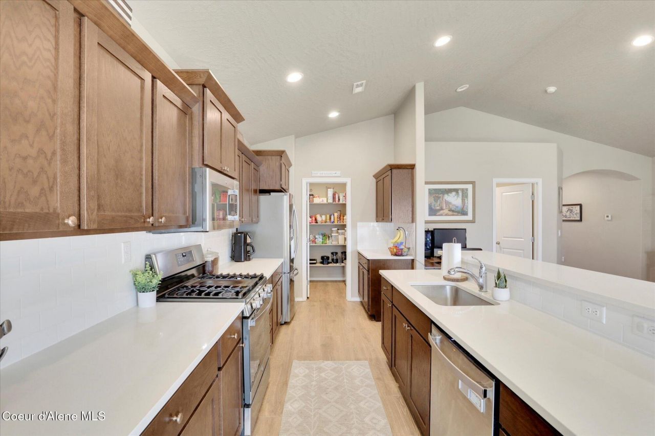 5994 W Alliance ST primary photo